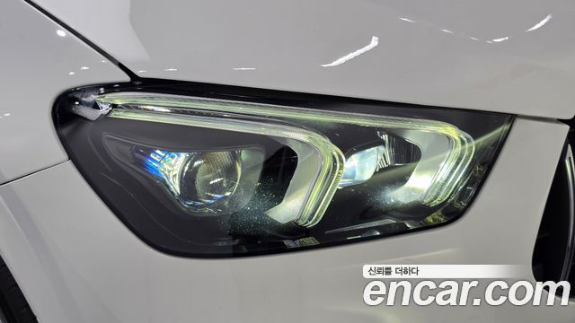 Mercedes-Benz GLE-Class 2021 — photo 8