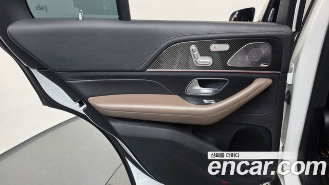 Mercedes-Benz GLE-Class 2021 — photo 15