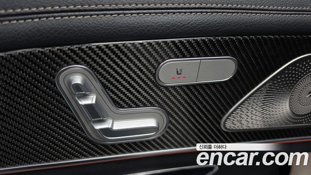 Mercedes-Benz GLE-Class 2021 — photo 29