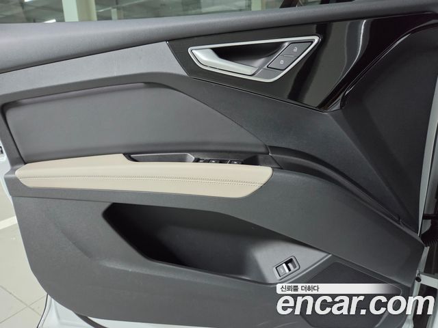 Audi Q4 e-tron 2026 — photo 15