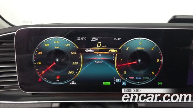 Mercedes-Benz GLE-Class 2023 — photo 8