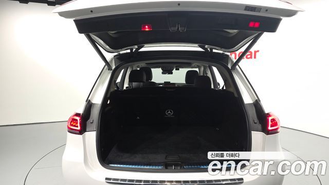 Mercedes-Benz GLE-Class 2023 — photo 20