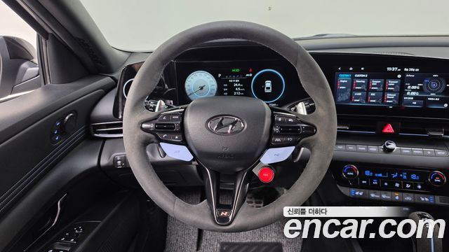 Hyundai AVANTE 2022 — photo 26