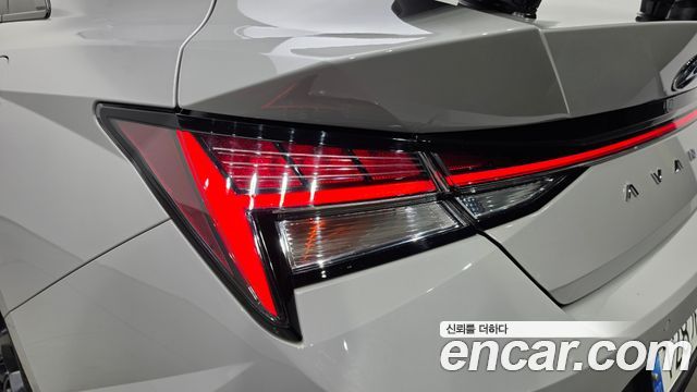 Hyundai AVANTE 2022 — photo 9
