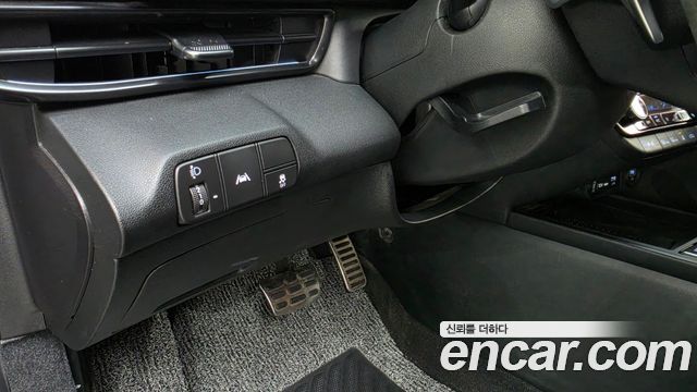 Hyundai AVANTE 2022 — photo 29