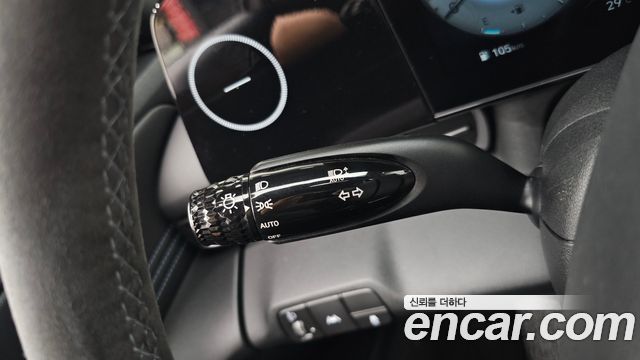 Hyundai AVANTE 2022 — photo 30