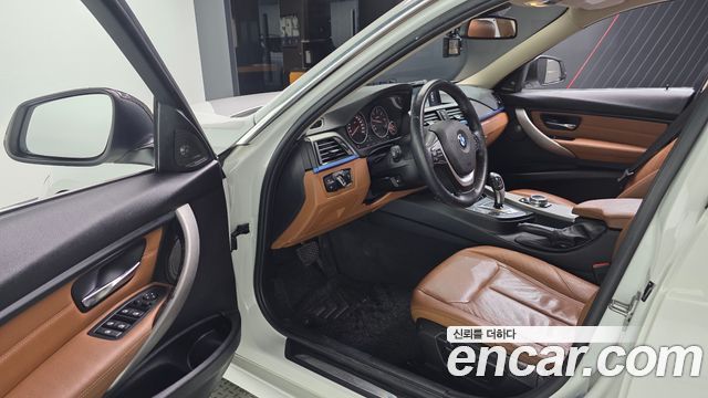 BMW 3-Series 2014 — photo 10