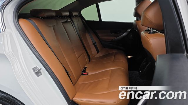 BMW 3-Series 2014 — photo 12