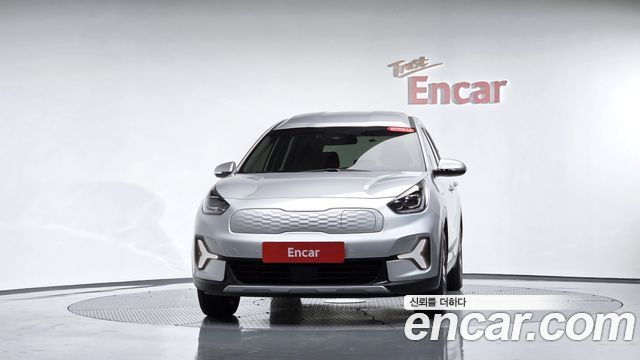 Kia Niro 2023 — photo 3