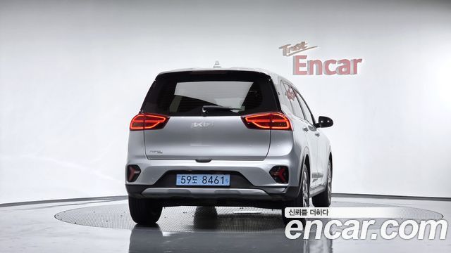 Kia Niro 2023 — photo 4