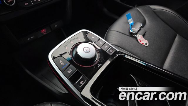 Kia Niro 2023 — photo 12