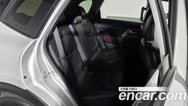 Kia Niro 2023 — photo 17