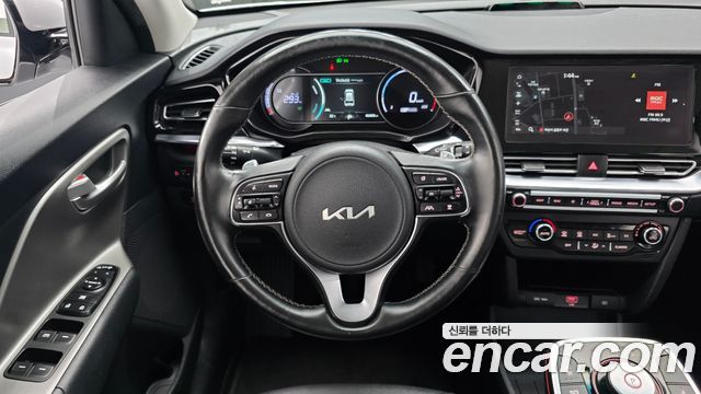 Kia Niro 2023 — photo 19