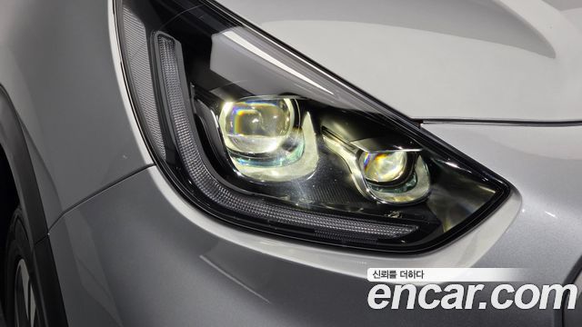 Kia Niro 2023 — photo 8