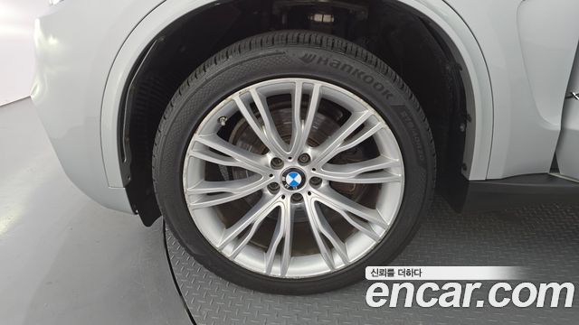 BMW X5 2015 — photo 5
