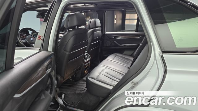 BMW X5 2015 — photo 17