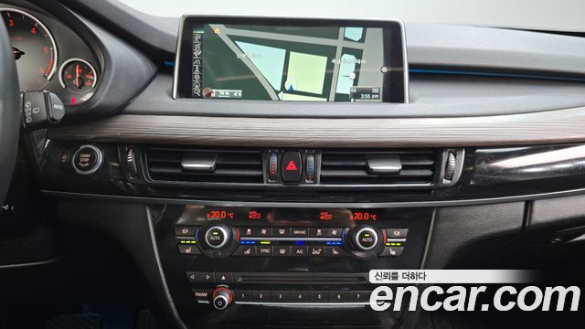 BMW X5 2015 — photo 18