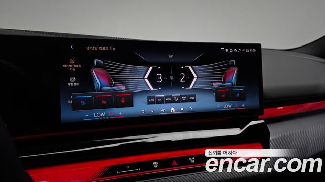 BMW 5-Series 2026 — photo 24