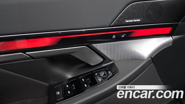 BMW 5-Series 2026 — photo 29