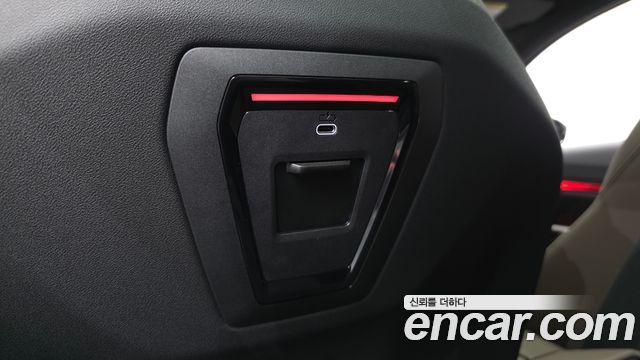 BMW 5-Series 2026 — photo 35