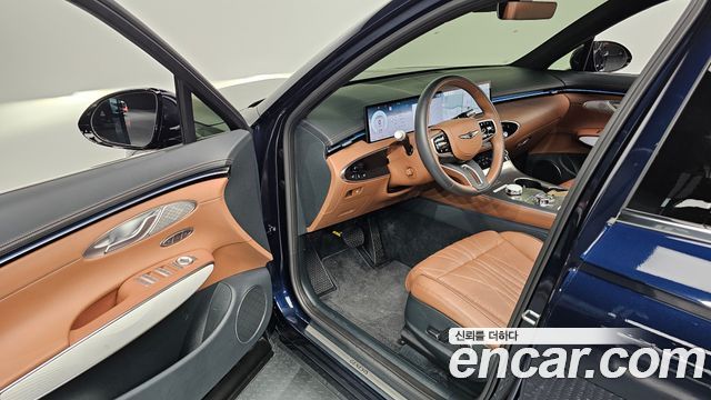 Genesis GV70 2025 — photo 13