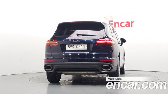 Porsche Cayenne 2016 — photo 4