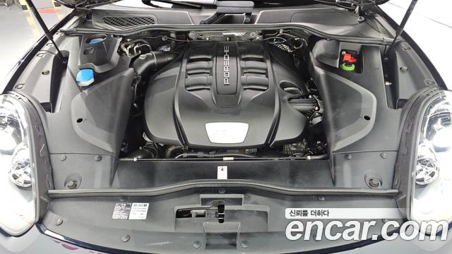 Porsche Cayenne 2016 — photo 6