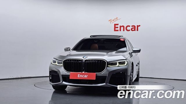 BMW 7-Series 2020 — photo 3