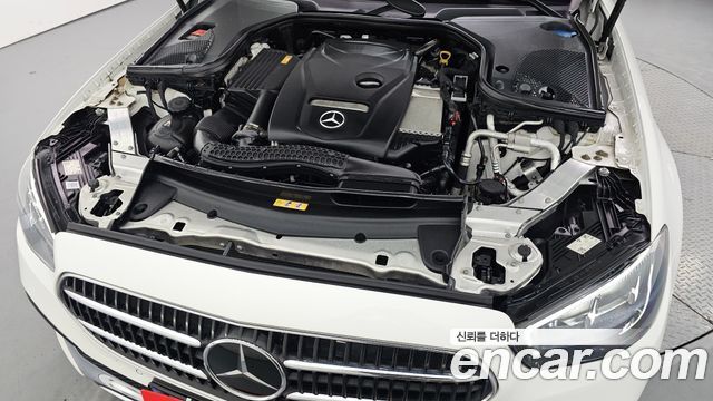 Mercedes-Benz E-Class 2021 — photo 6