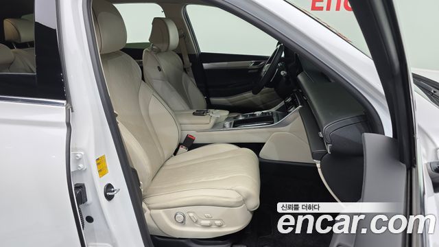Genesis GV80 2023 — photo 11
