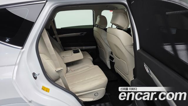 Genesis GV80 2023 — photo 12