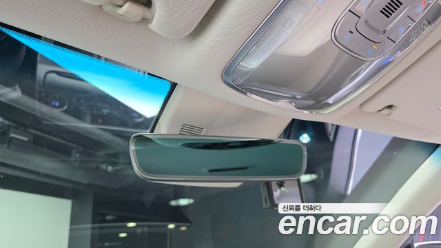 Genesis GV80 2023 — photo 18
