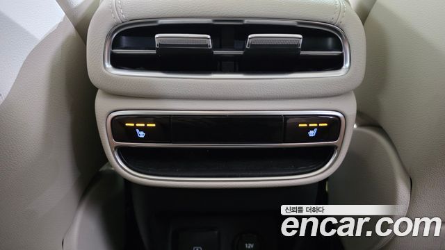 Genesis GV80 2023 — photo 19
