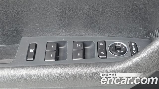 Hyundai Sonata 2018 — photo 17