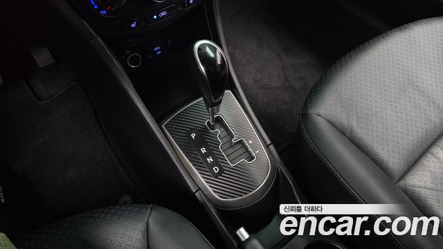 Hyundai Accent 2019 — photo 12