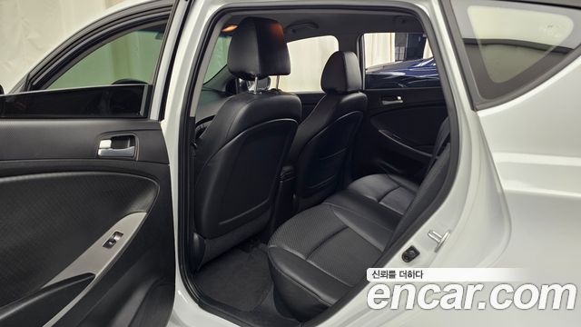 Hyundai Accent 2019 — photo 18
