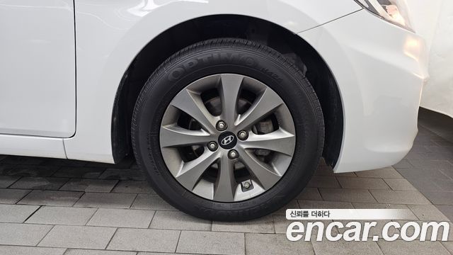 Hyundai Accent 2019 — photo 7