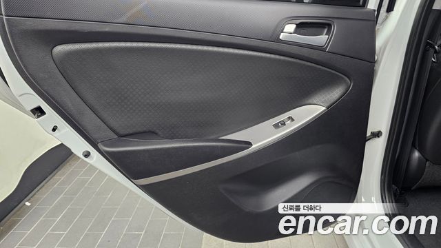 Hyundai Accent 2019 — photo 15