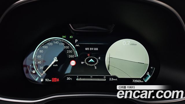 Genesis GV80 2023 — photo 11