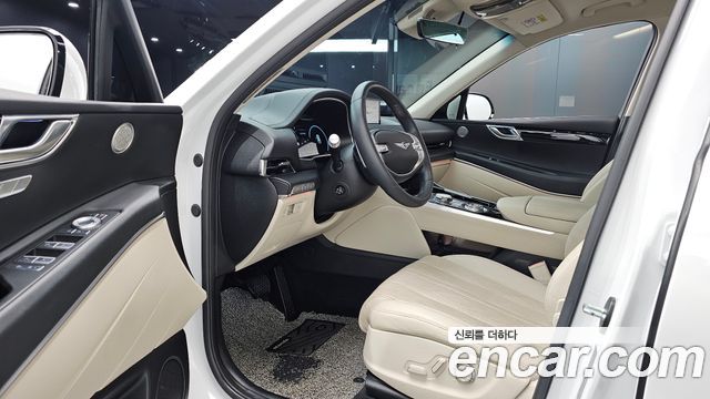Genesis GV80 2023 — photo 13
