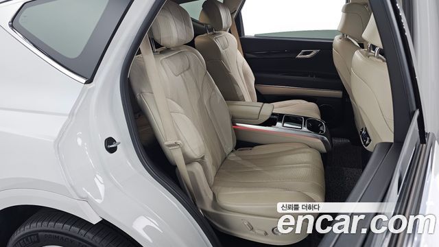 Genesis GV80 2023 — photo 17