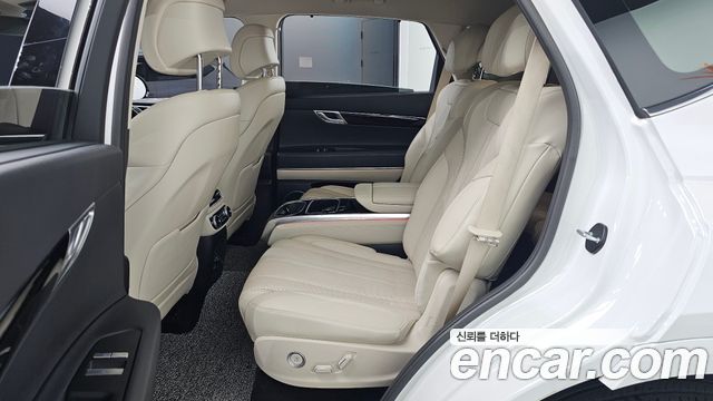 Genesis GV80 2023 — photo 18