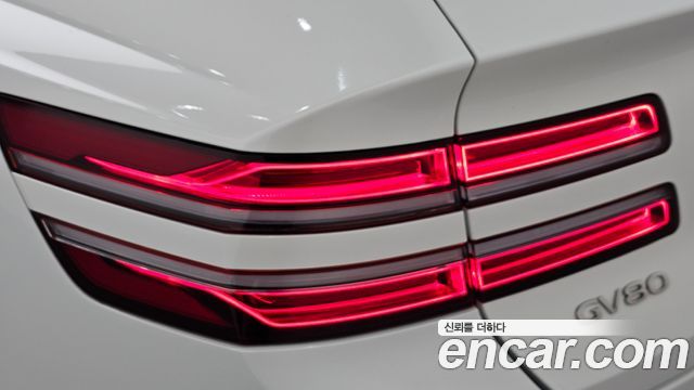 Genesis GV80 2023 — photo 9