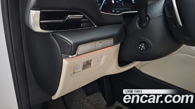 Genesis GV80 2023 — photo 28
