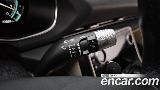 Genesis GV80 2023 — photo 32