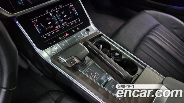 Audi A6 2020 — photo 12
