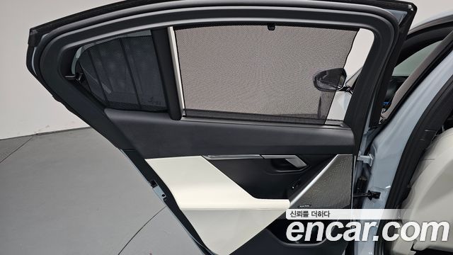 BMW i5 2025 — photo 15