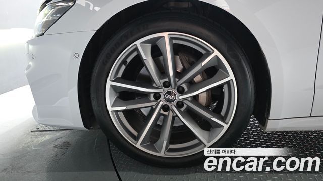 Audi A7 2023 — photo 5