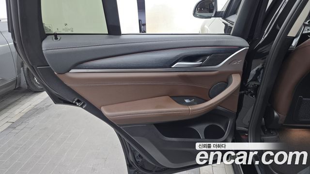 BMW X4 2025 — photo 15
