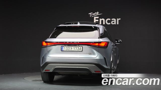 Lexus RX 2023 — photo 4